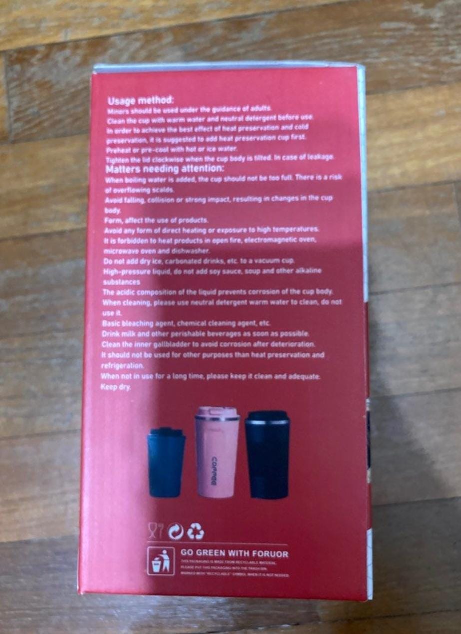 Vacuum flag container
