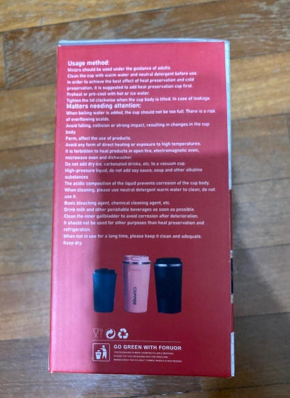 Vacuum flag container