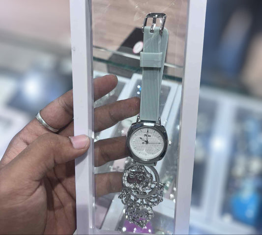 Stylish Gray Analog Wristwatch